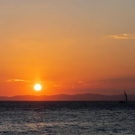 Mobile Al Mare, *